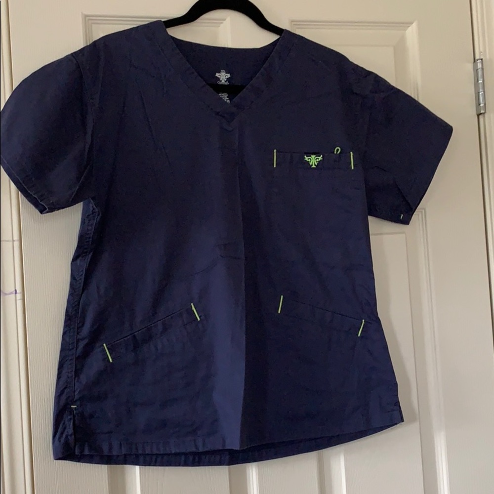 Scrub top